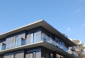 Argolis Hotel allows 18 year olds to book a room