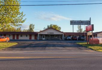 Red Carpet Inn Pulaski has Smoking rooms