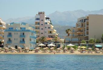 Hotel Christina allows 18 year olds to book a room