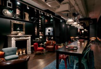 Ruby Coco Hotel Dusseldorf allows 18 year olds to book a room