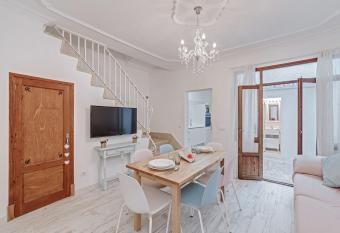 Casa Convent has Balcony rooms