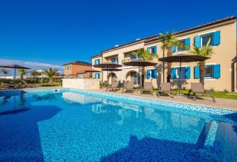 Olea Residence has Balcony rooms