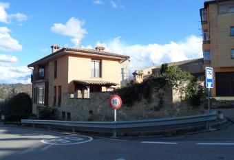 Casa rural El Navarrico has Balcony rooms