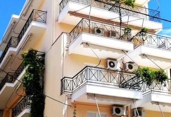 Nefeli Studios allows 18 year olds to book a room