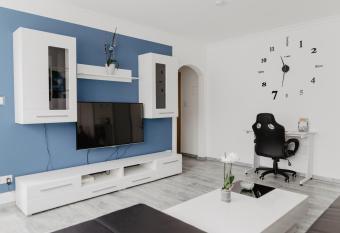SK Apartments - Blue allows 18 year olds to book a room
