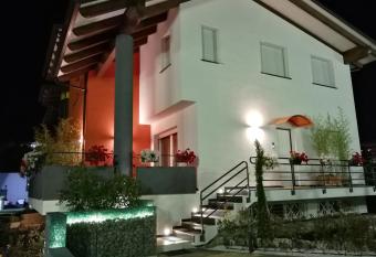 Cristiano has Balcony rooms