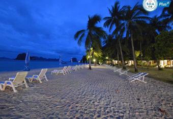 Koh Hai Fantasy Resort & Spa has Balcony rooms