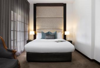 Peppers Mineral Spring Hotel Hepburn allows 18 year olds to book a room