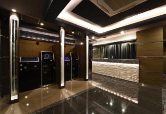 Hotel Star Resort Hers (Adult Only) allows 18 year olds to book a room