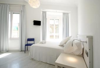 Express by gaiarooms has Balcony rooms