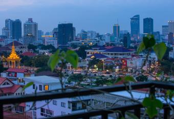 Botum Palace Hotel has Balcony rooms