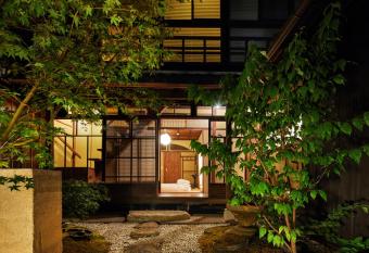 Kyomachiya Hotel Mifuku allows 18 year olds to book a room