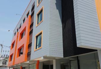 Samui City Hotel allows 18 year olds to book a room