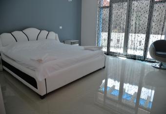 B&B Hisar International has Balcony rooms