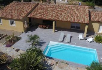 Le Mas Sophil allows 18 year olds to book a room