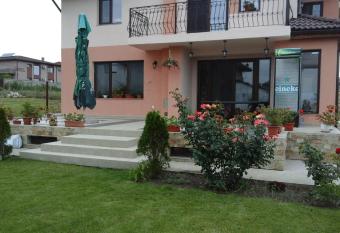 Vila  has Balcony rooms