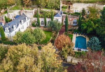 Le Gaimont Maison d H  tes Vouvray allows 18 year olds to book a room