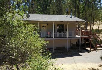 Yosemite is Calling has Balcony rooms