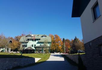 Villa Lika 1 has Balcony rooms