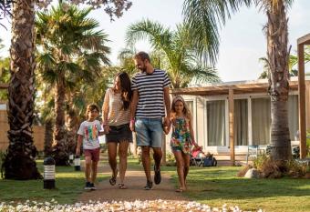 Alannia Els Prats has Balcony rooms