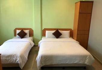 Kangsar Hotel has Balcony rooms