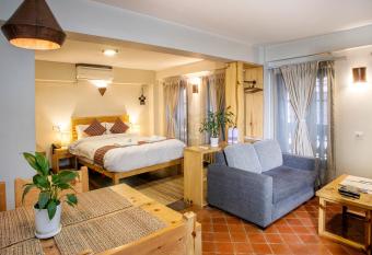 Hotel Timila has Balcony rooms