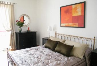 B&B A Casa Di Mario Scafati has Balcony rooms