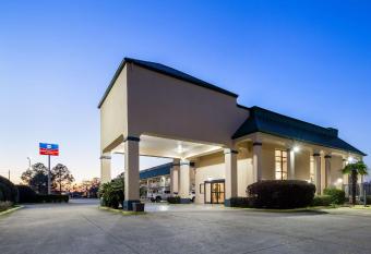 SureStay Plus Hotel by Best Western Hammond has Smoking rooms