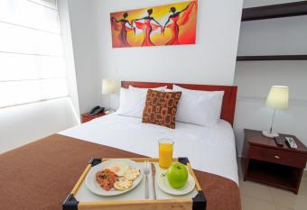 122 Plaza Apartahotel has Balcony rooms