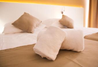 Planet Blue Hotel allows 18 year olds to book a room