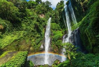 Sugi Gede Homestay has Balcony rooms