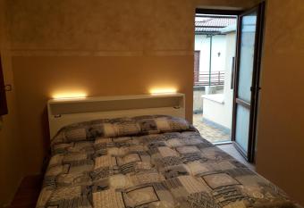 Affittacamere Rossi has Balcony rooms