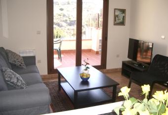 Apartments Altos del Castillo has Balcony rooms