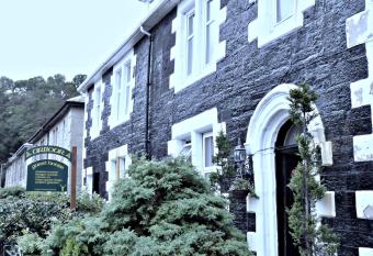 Arbour Guest House allows 18 year olds to book a room