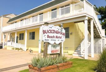 The Buckingham Motel allows 18 year olds to book a room
