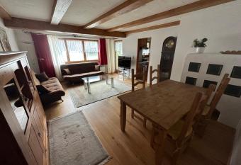 Landhaus Erharter has Balcony rooms