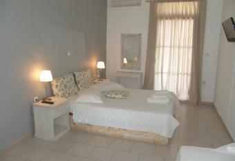 Studios Eliza has Balcony rooms