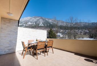 Apartment Tiara 2 has Balcony rooms