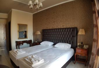 Artemision has Balcony rooms