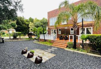Plattekloof Premium Lodge has Balcony rooms
