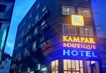 Kampar Boutique Hotel allows 18 year olds to book a room