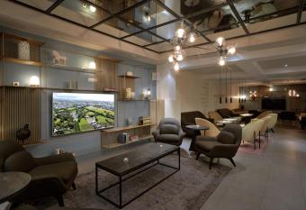 Hotel Klettur allows 18 year olds to book a room