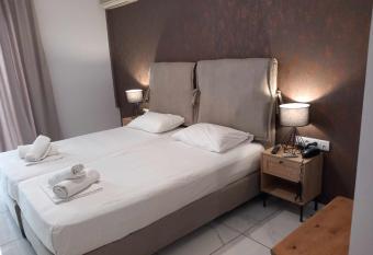 Posidon Studios has Balcony rooms