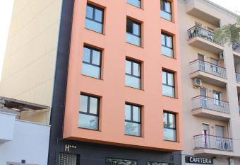 Hotel Ciutat d Amposta allows 18 year olds to book a room