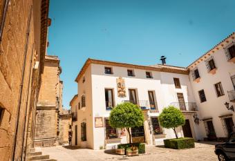 La Colegiata De Ronda has Balcony rooms