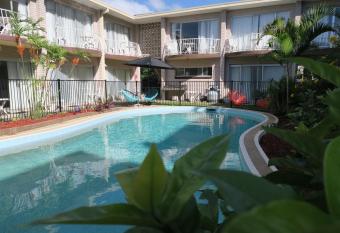 Tweed Central Motel has Balcony rooms