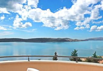 Cvita apartments has Balcony rooms