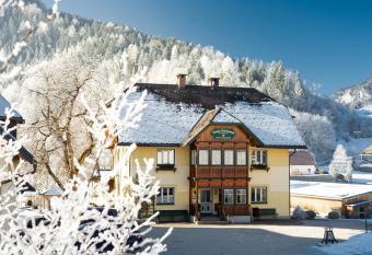 Pension Glitschnerhof has Balcony rooms