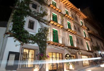 William Hotel Boutique De Dise  o has Balcony rooms