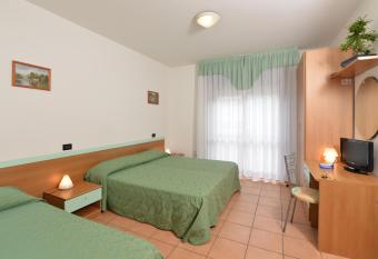 Hotel Etna has Balcony rooms